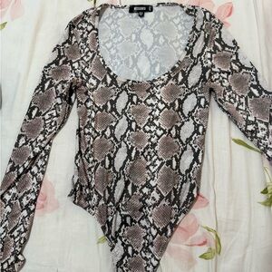 Missguided + Snakeskin Pattern Bodysuit